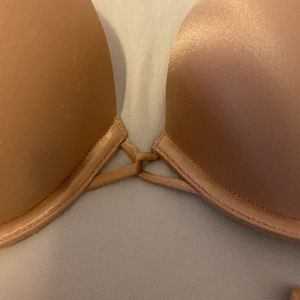 Victoria’s Secret miraculous plunge bra like new